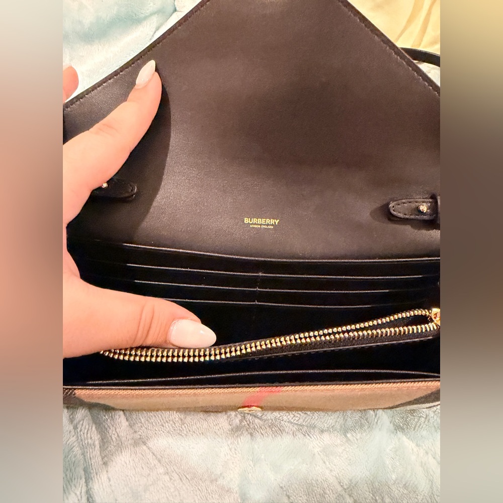 Burberry Black and Tan Check Clutch - Picture 5 of 10